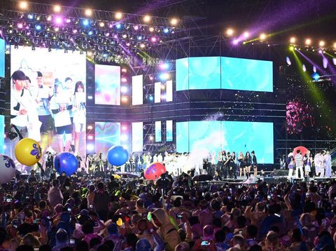 SEOUL, SOUTH KOREA - AUGUST 11: (EDITORIAL USE ONLY) Participants of the 25th World Scout Jamboree enjoy the K-pop Super Live