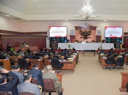 DPRD Umumkan Pemberhentian Gubernur dan Wakil Gubernur NTB