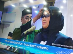Menkominfo Budi Lantik Fadhilah Mathar Jadi Dirut Bakti Kominfo