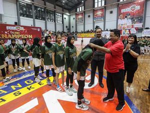 Rano Karno Hadiri Penutupan Perbasi Cup Kota Tangerang Rano Karno Hadiri Penutupan Perbasi Cup Kota Tangerang