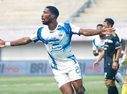 PSIS Pesta Gol, Lumat Dewa United 4-1