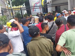 Tak Terima Dicoret Jadi Bacaleg, Wakil Ketua DPD Golkar Papua Datangi DPP