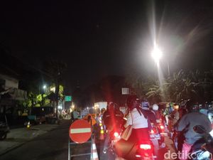 Ini Penyebab Jalan Raya Bogor Arah Cijantung Macet Parah