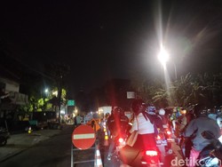 Ini Penyebab Jalan Raya Bogor Arah Cijantung Macet Parah
