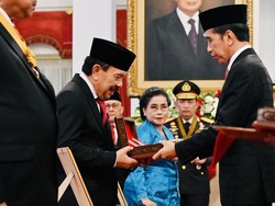 Presiden Jokowi Beri Gelar Kehormatan pada 3 Begawan Budaya