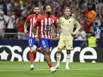 Atletico Madrid Gilas Granada: Skor 3-1