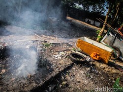 Ada yang Bakar Sampah Sembarangan dan Ganggu, Bisa Dilaporin Nggak Sih?