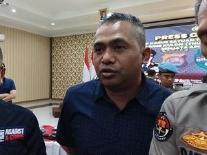 Polisi Kejar 6 Orang Terkait Perburuan Liar Badak Jawa di Ujung Kulon Polisi Kejar 6 Orang Terkait Perburuan Liar Badak Jawa di Ujung Kulon