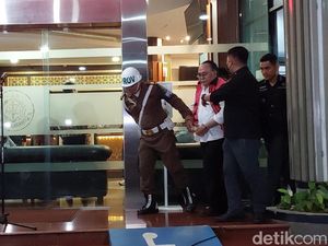 Jadi Tersangka Korupsi, Anggota DPR Ismail Thomas Punya Harta Rp 9,8 M