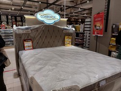 Di Transmart Kokas Hari Ini Kasur King Size Diskon hingga Rp 23 Jutaan!