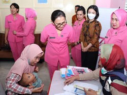 Warga Apresiasi Tali Asih Ketum Bhayangkari Atasi dan Cegah Stunting di Kalbar