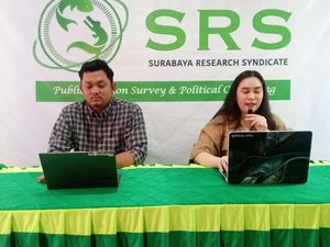 Simulasi 3 Paslon Survei SRS di Jatim: Prabowo-Erick Thohir Unggul Simulasi 3 Paslon Survei SRS di Jatim: Prabowo-Erick Thohir Unggul