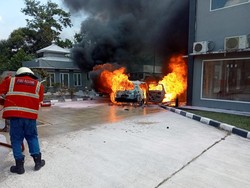 Minibus Terbakar Dekat Tanki BBM di SPBU Belitung, Sopir Luka Bakar