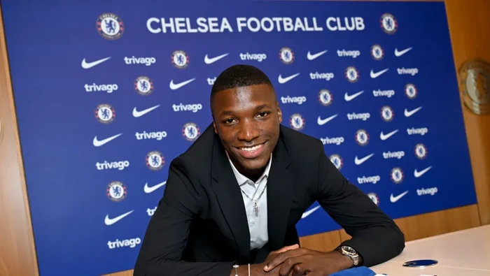 Moises Caicedo resmi bergabung Chelsea.
