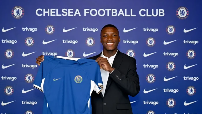 Moises Caicedo resmi bergabung Chelsea.