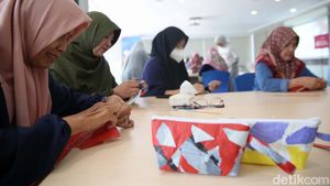 Mengintip Pelatihan Mengubah Sampah Jadi Barang Bernilai