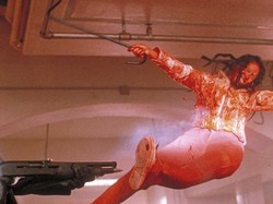 Sinopsis Film Blade: Misi Menghabisi Vampir di Muka Bumi