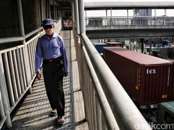 Udara Jakarta Jadi Juara 2 Paling Toksik di Dunia Sabtu Ini