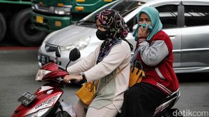 Potret Warga Jakarta Lawan Polusi Udara yang Bikin Engap