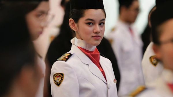 8 Foto Putri Rionaldo Stokhorst Cantik Beranjak Dewasa, Jadi Paskibra