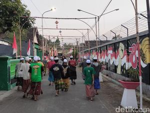 8 Keunikan Pola Hidup Santri di Pesantren, Pernah Mengalami?