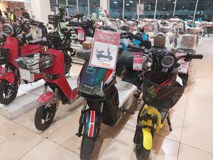 Murah Meriah! Motor Listrik Dapat Potongan Subsidi Rp 7 Juta di Transmart