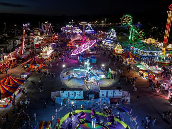 Meriahnya Karnaval Terbesar di Iowa AS