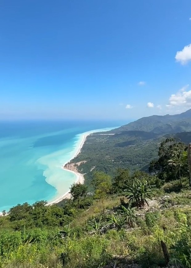 View belakang sekolah/Foto: tiktok.com/leo_edw View belakang sekolah