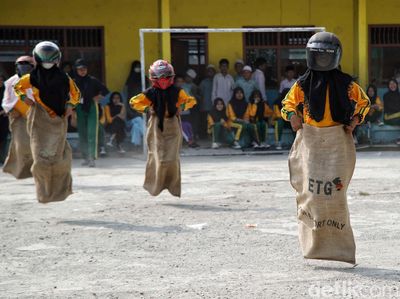 Begini Keseruan Pelajar Ikuti Lomba Kemerdekaan
