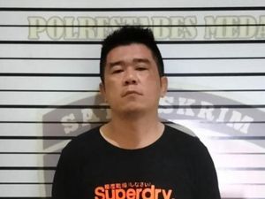 Tipu-Bawa Lari HP Driver Taksol di Thamrin Plaza Medan, Pria Ini Ditangkap Tipu-Bawa Lari HP Driver Taksol di Thamrin Plaza Medan, Pria Ini Ditangkap