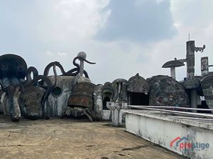 Begini Jeroan Rumah Gurita yang Dijual Rp 25 Miliar Begini Jeroan Rumah Gurita yang Dijual Rp 25 Miliar