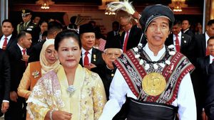 7 Gaya Iriana Jokowi di Sidang Tahunan MPR, Berhijab Hingga Sanggulan