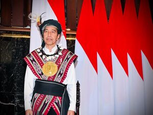 Celetukan Jalan Tol Nggak Bisa Dimakan Sampai ke Telinga Jokowi Celetukan Jalan Tol Nggak Bisa Dimakan Sampai ke Telinga Jokowi
