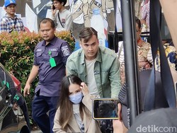 Lady Nayoan Terima Ajakan Damai Rendy Kjaernett, Jadi Kado Ultah