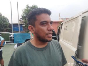 Persebaya Tak Rekrut Asisten Pelatih Usai Bejo dan Mustaqim Hengkang Persebaya Tak Rekrut Asisten Pelatih Usai Bejo dan Mustaqim Hengkang