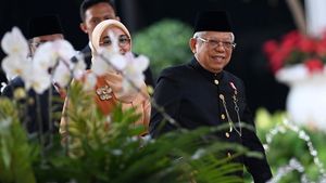 Momen Wapres Maruf Amin Didampingi Istri Tiba di Sidang Tahunan MPR