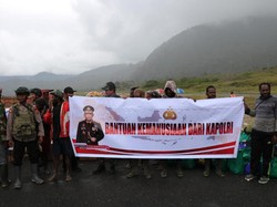 Kapolri Kirim Bantuan Kemanusian untuk Warga Terdampak Kekeringan di Puncak