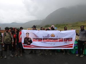 Kapolri Kirim Bantuan Kemanusian untuk Warga Terdampak Kekeringan di Puncak Kapolri Kirim Bantuan Kemanusian untuk Warga Terdampak Kekeringan di Puncak