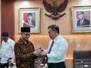 Bongkar Penipuan Haji Furoda, Kemenag Beri Pin Emas ke Polda Jabar