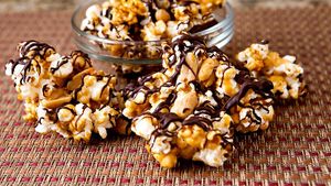 10 Popcorn Gourmet dengan Varian Rasa yang Aneh, Berani Coba?