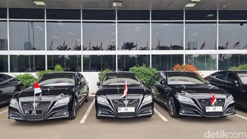 Mobil Dinas Menteri Prabowo: Toyota Siap Beraksi Kembali?