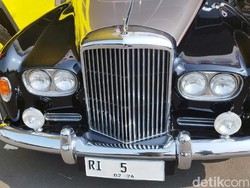 Bamsoet Naik Mobil Mewah Klasik ke Sidang Tahunan, Harganya Bikin Kaget