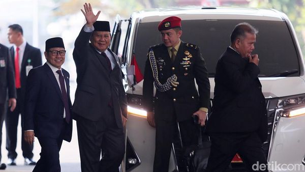 Prabowo-Cak Imin Kompak Pakai Setelan Jas di Sidang Tahunan MPR
