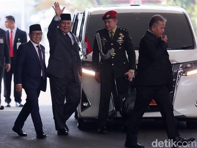 Prabowo-Cak Imin Kompak Pakai Setelan Jas di Sidang Tahunan MPR