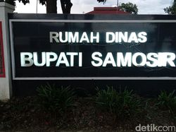 Bobby Serahkan Rumdis ke Bupati Samosir yang Sempat Diminta Era Edy Rahmayadi