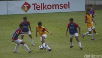 Pemain yang tengah diseleksi kali ini merupakan hasil seleksi dari 12 kota di Indonesia.