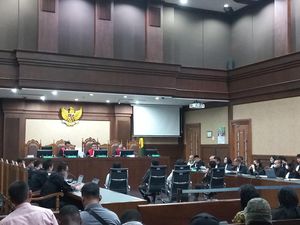 Lukas Enembe Minta Izin ke Toilet, Sidang Kasus Suap Diskors Sementara Lukas Enembe Minta Izin ke Toilet, Sidang Kasus Suap Diskors Sementara