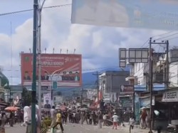 Viral Pawai Karnaval HUT ke-78 RI di Madina Ricuh