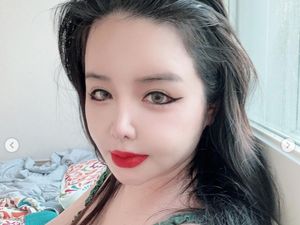 Transformasi Park Bom Usai Berkali-kali Oplas, Foto Terbaru Jadi Sorotan