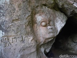 Menelusuri Gua Buta Bondowoso, Peninggalan Majapahit-Tempat Pertapaan Biksu